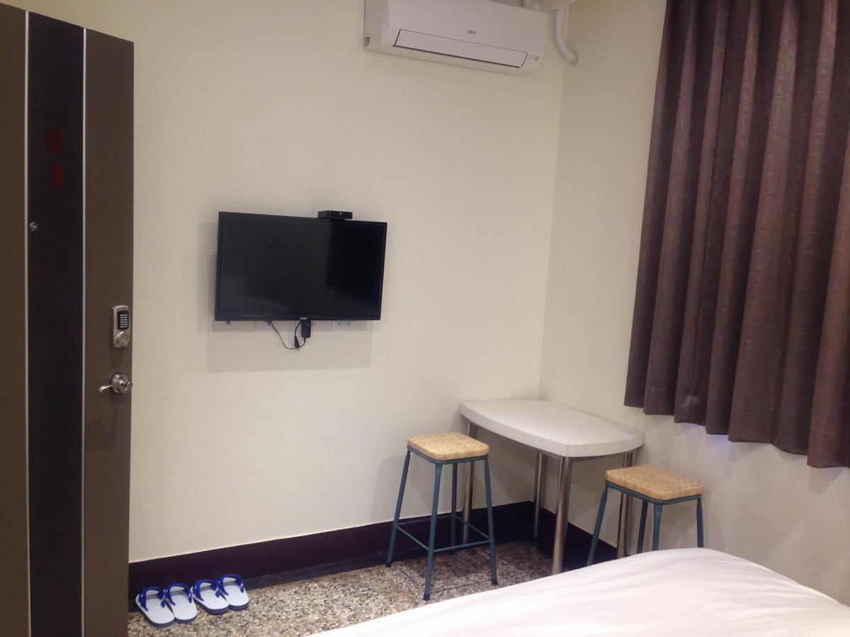 Kaishan B&B Tainan Buitenkant foto